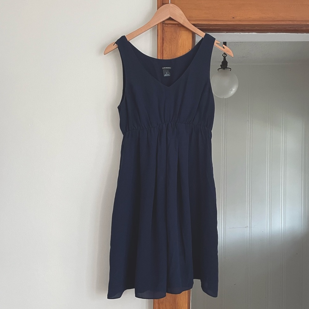 Club Monaco 100% silk navy blue dress sz 0